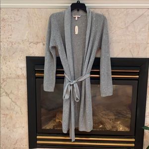 Sparkly gray sweater